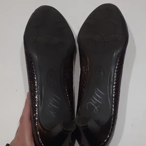 Euro Soft by Sofft Orthopedic Heel Pumps - Picture 7 of 10